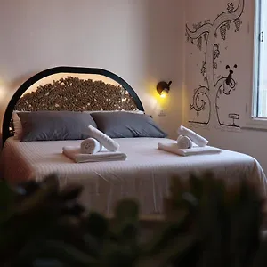 Bed and breakfast Liotru Maisonne, With En-suite Bathroom And Shared Bathroom, Catania